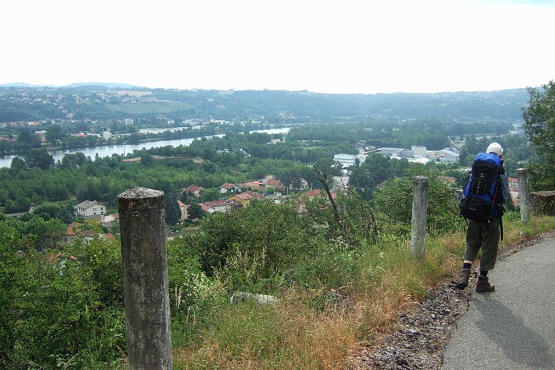 2011-05- (393).JPG - Der Abstieg nach Loire-sur-Rhône